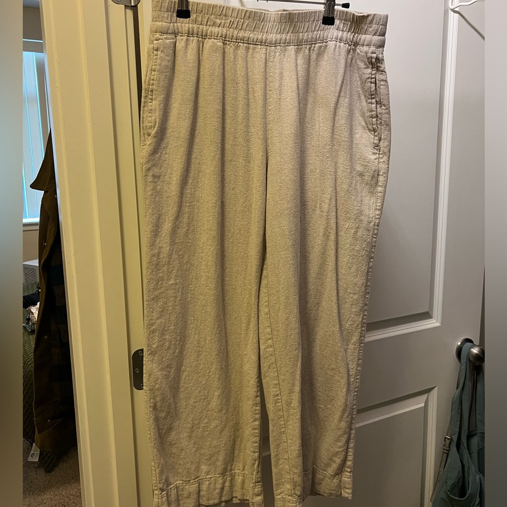Women’s linen pants
